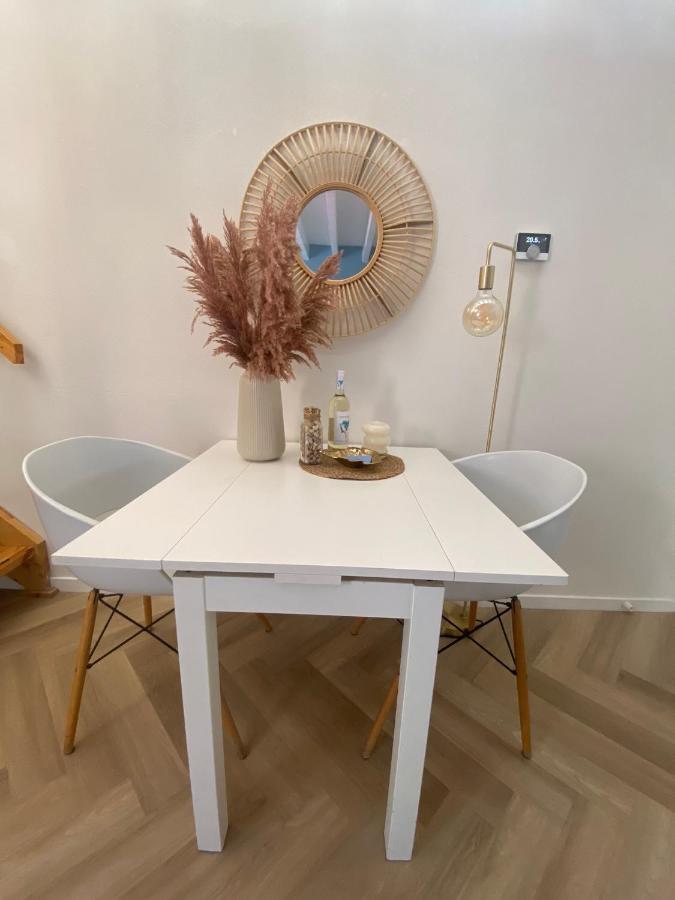 't Vissershuisje Apartment *